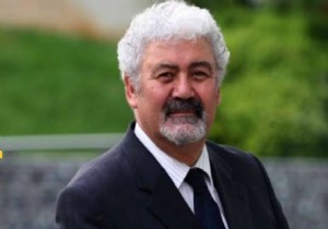 Prof.Dr. Ata Atun Yazd :ki Devletli zmde KKTC'nin Garantr Kim ?